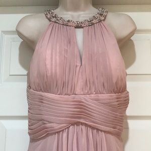 Like New Eliza J Sleeveless Beaded Halter Neck Ruched Chiffon Gown Size 6
